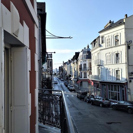 Le Capitaine Jack Lejlighed Trouville-sur-Mer Eksteriør billede